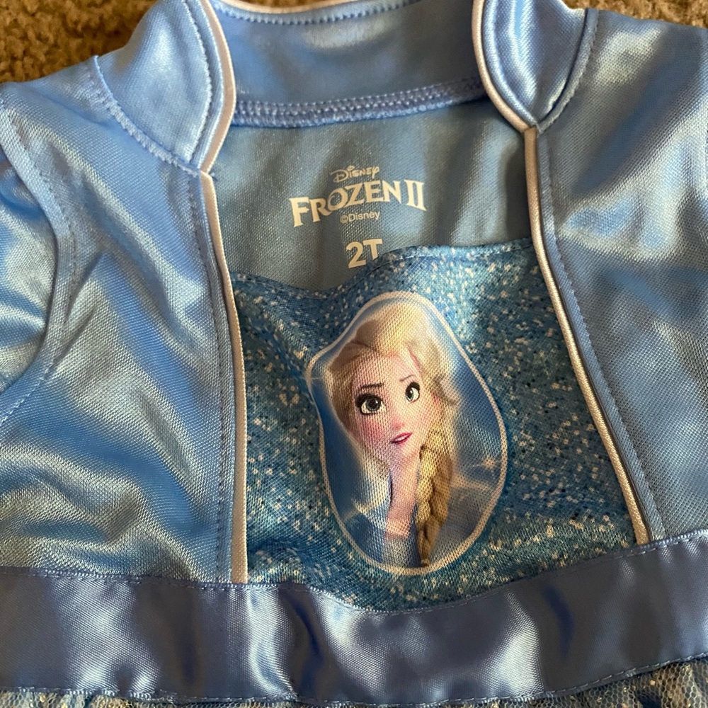 Frozen Elsa night gown toddlers size 2T